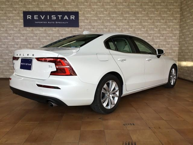 Import and buy VOLVO S60 2019 from Japan to Nairobi, Kenya