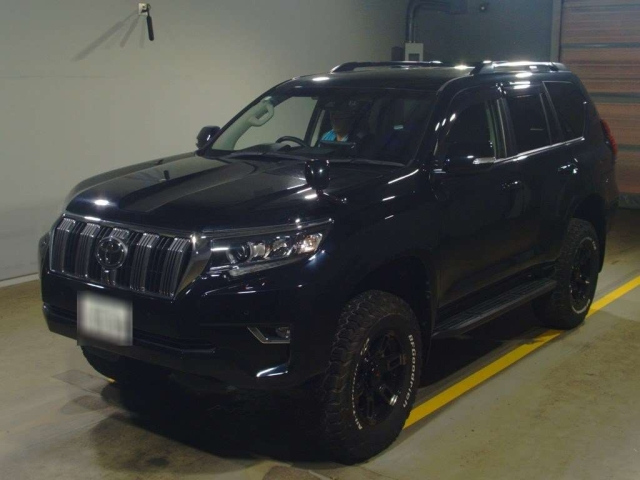 Import and buy TOYOTA LAND CRUISER PRADO 2019 from Japan to Nairobi, Kenya