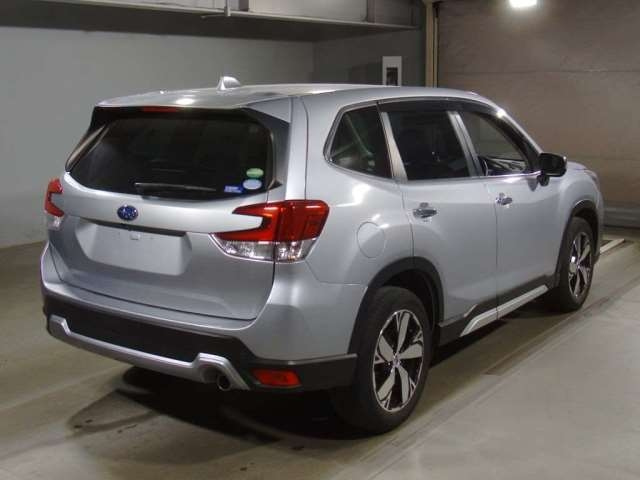 Import and buy SUBARU FORESTER 2020 from Japan to Nairobi, Kenya