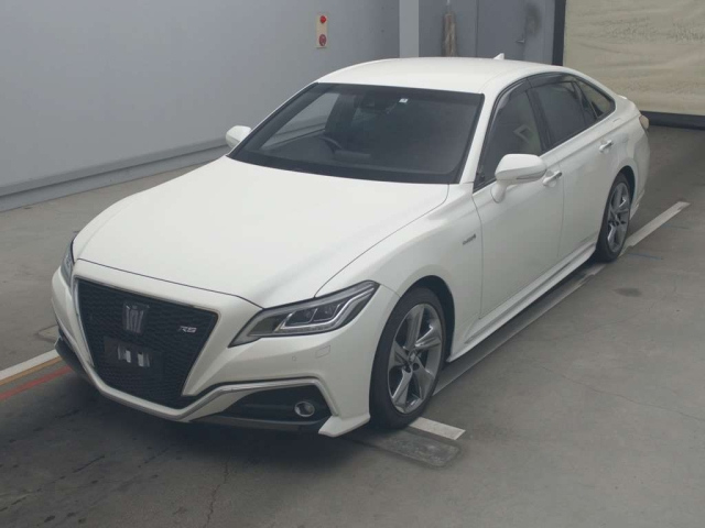 Import and buy TOYOTA CROWN 2019 from Japan to Nairobi, Kenya