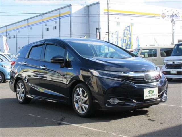 Import and buy HONDA SHUTTLE 2017 from Japan to Nairobi, Kenya