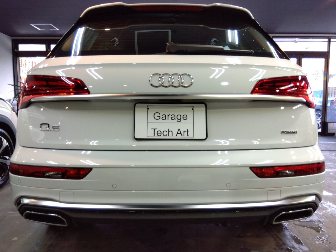 Import and buy AUDI Q5 2023 from Japan to Nairobi, Kenya