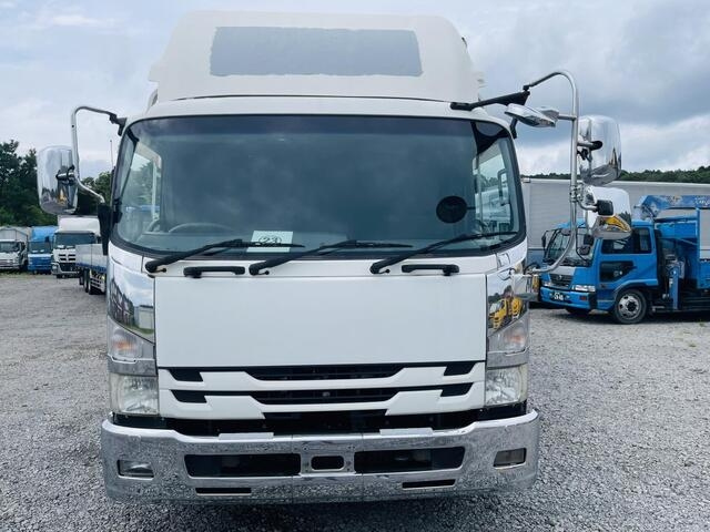 Import and buy ISUZU FORWARD 2017 from Japan to Nairobi, Kenya