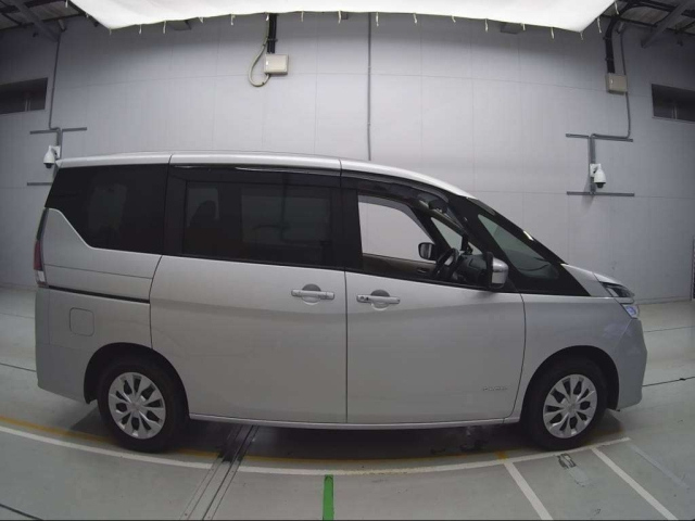 Import and buy NISSAN SERENA 2019 from Japan to Nairobi, Kenya