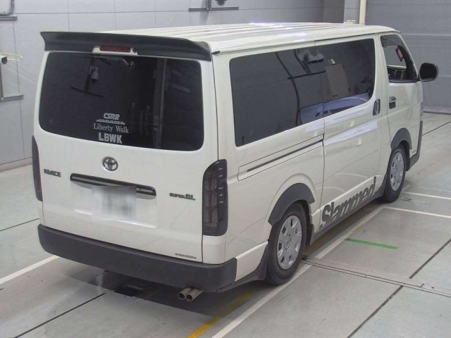 Import and buy TOYOTA HIACE VAN 2017 from Japan to Nairobi, Kenya