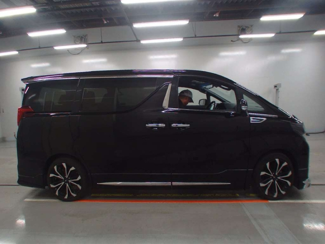 Import and buy TOYOTA ALPHARD 2020 from Japan to Nairobi, Kenya