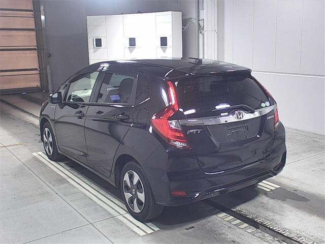 Import and buy HONDA FIT 2019 from Japan to Nairobi, Kenya