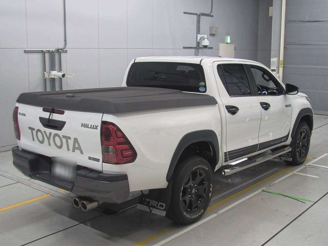 Import and buy TOYOTA HILUX 2019 from Japan to Nairobi, Kenya