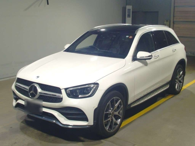 Import and buy MERCEDES BENZ GLC CLASS 2020 from Japan to Nairobi, Kenya