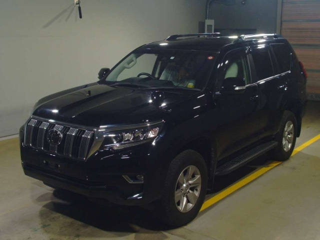 Import and buy TOYOTA LAND CRUISER PRADO 2017 from Japan to Nairobi, Kenya