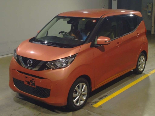 Import and buy NISSAN DAYZ 2019 from Japan to Nairobi, Kenya