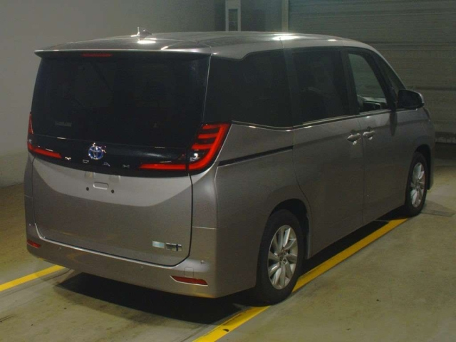 Import and buy TOYOTA NOAH 2023 from Japan to Nairobi, Kenya