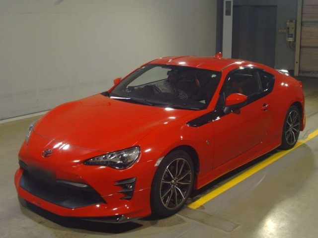 Import and buy TOYOTA 86 2020 from Japan to Nairobi, Kenya