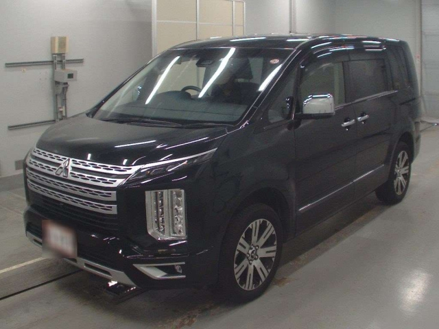 Import and buy MITSUBISHI DELICA D5 2022 from Japan to Nairobi, Kenya