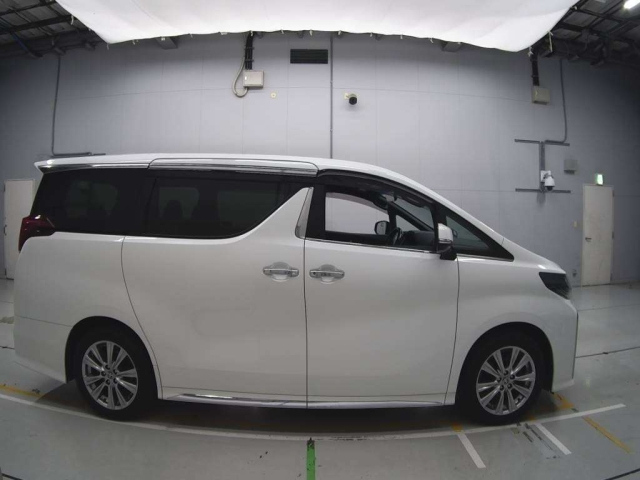 Import and buy TOYOTA ALPHARD 2021 from Japan to Nairobi, Kenya