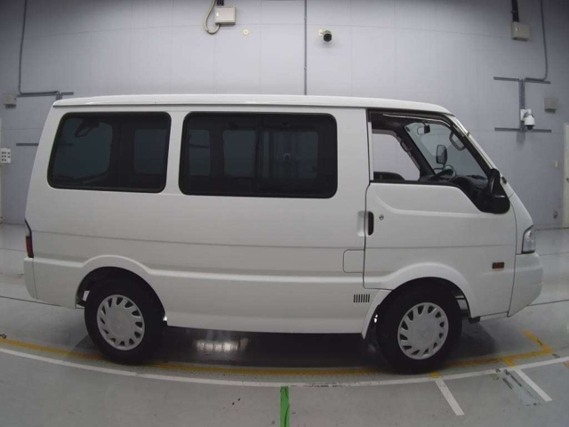 Import and buy MAZDA BONGO VAN 2020 from Japan to Nairobi, Kenya