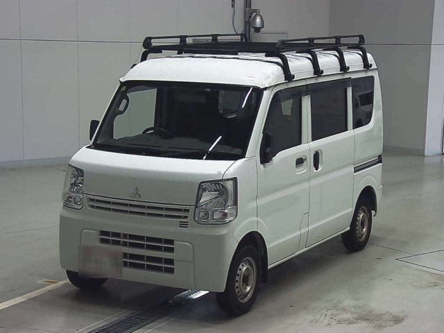 Import and buy MITSUBISHI MINICAB VAN 2019 from Japan to Nairobi, Kenya