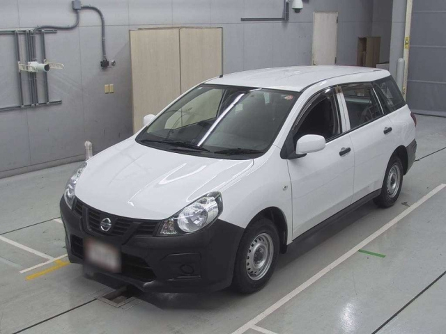 Import and buy NISSAN AD 2019 from Japan to Nairobi, Kenya