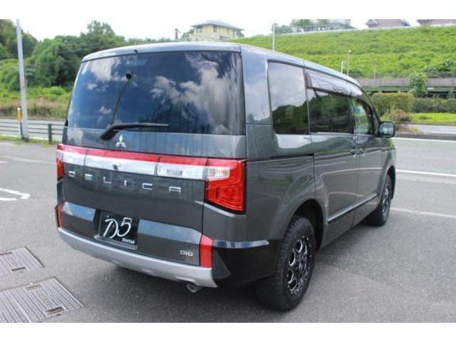 Import and buy MITSUBISHI DELICA 2019 from Japan to Nairobi, Kenya