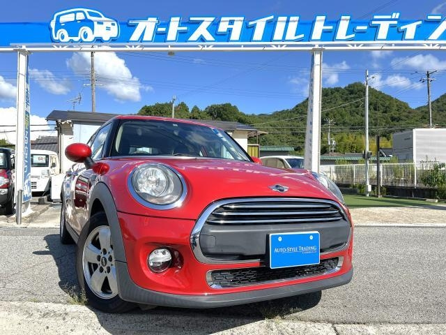 Import and buy MINI OTHER 2018 from Japan to Nairobi, Kenya