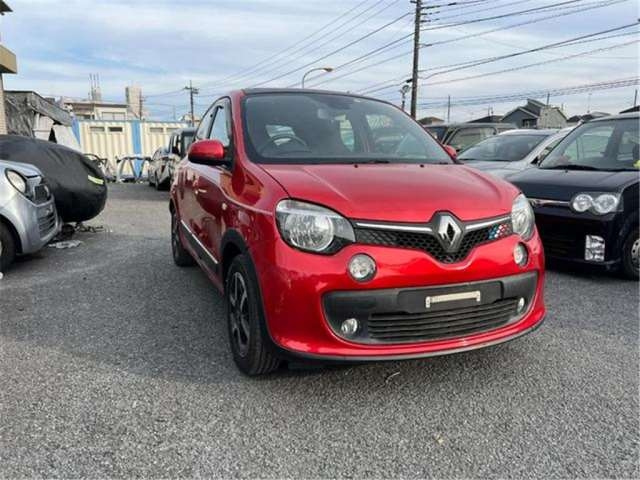 Import and buy RENAULT TWINGO 2017 from Japan to Nairobi, Kenya