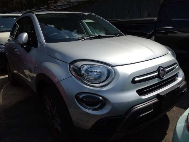 Import and buy FIAT 500X 2022 from Japan to Nairobi, Kenya