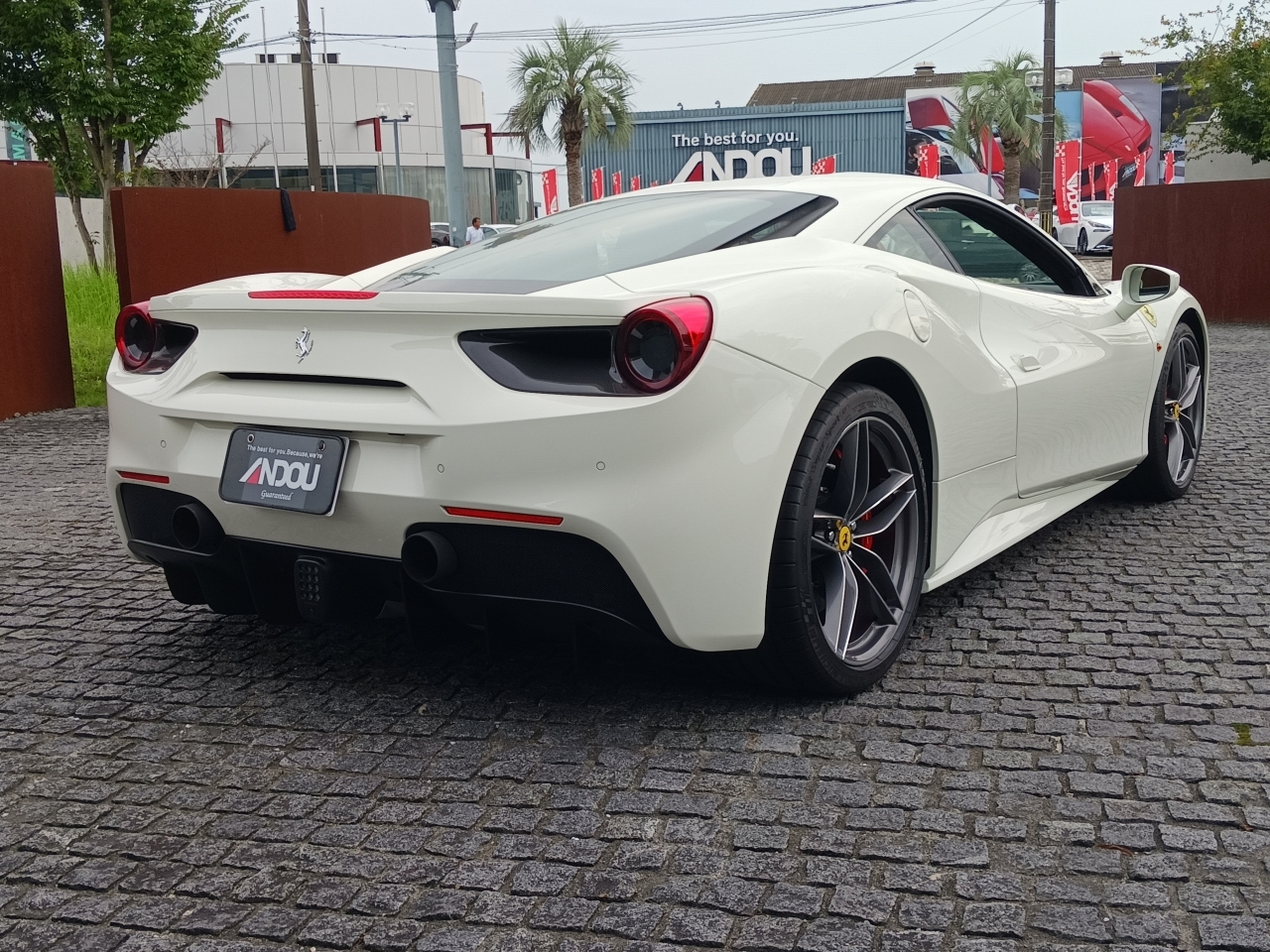 Import and buy FERRARI 488GTB 2018 from Japan to Nairobi, Kenya