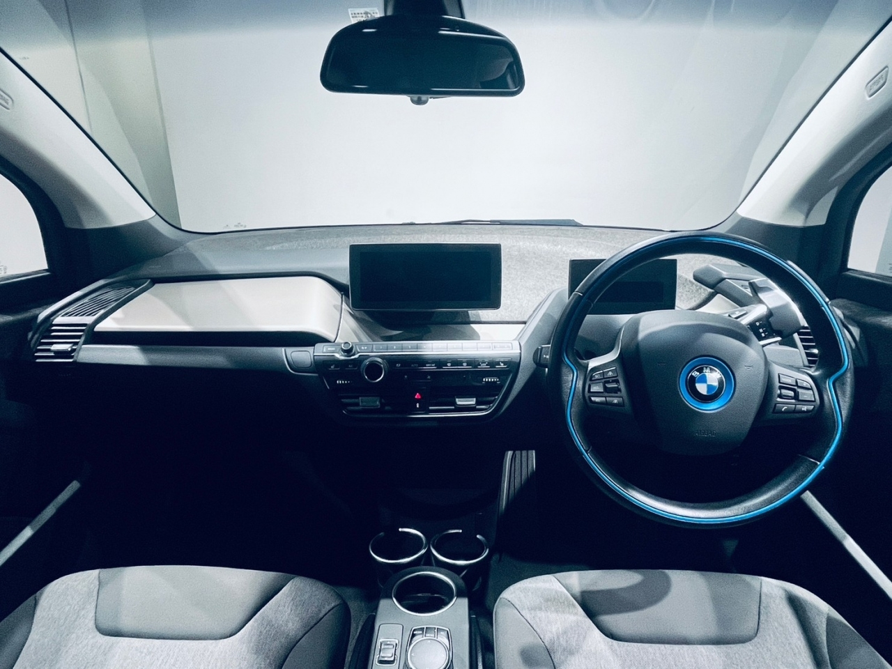 Import and buy BMW i3 2018 from Japan to Nairobi, Kenya