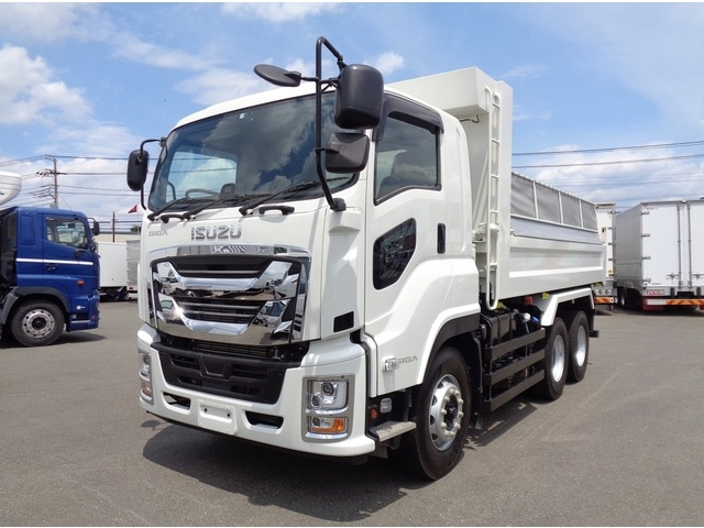 Import and buy ISUZU GIGA 2023 from Japan to Nairobi, Kenya