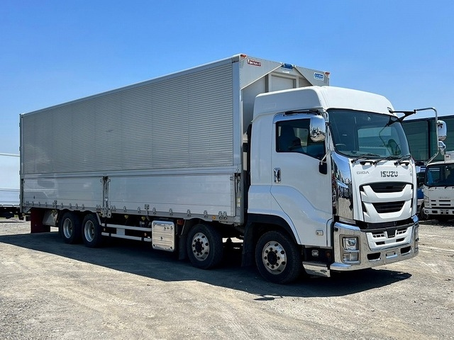 Import and buy ISUZU GIGA 2019 from Japan to Nairobi, Kenya