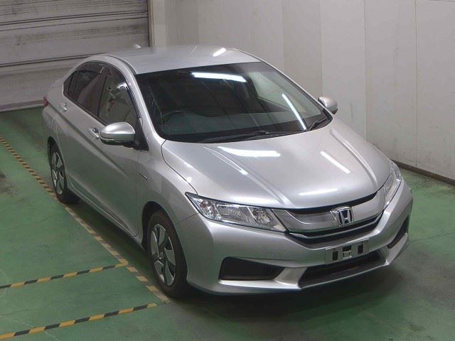 Import and buy HONDA GRACE 2017 from Japan to Nairobi, Kenya