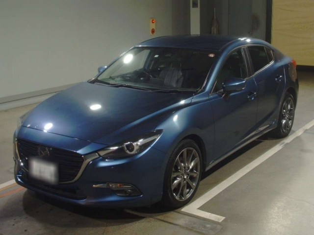 Import and buy MAZDA AXELA 2018 from Japan to Nairobi, Kenya