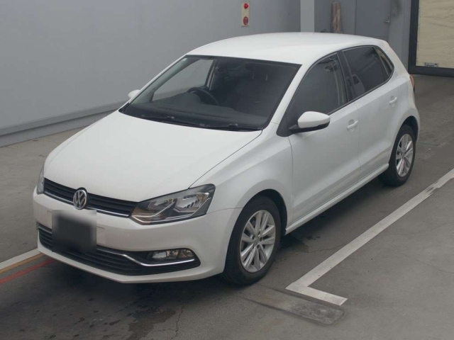 Import and buy VOLKSWAGEN POLO 2017 from Japan to Nairobi, Kenya