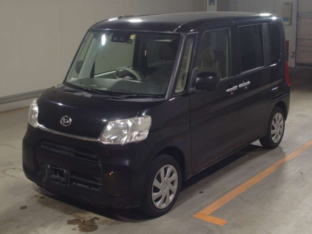 Import and buy DAIHATSU TANTO 2017 from Japan to Nairobi, Kenya