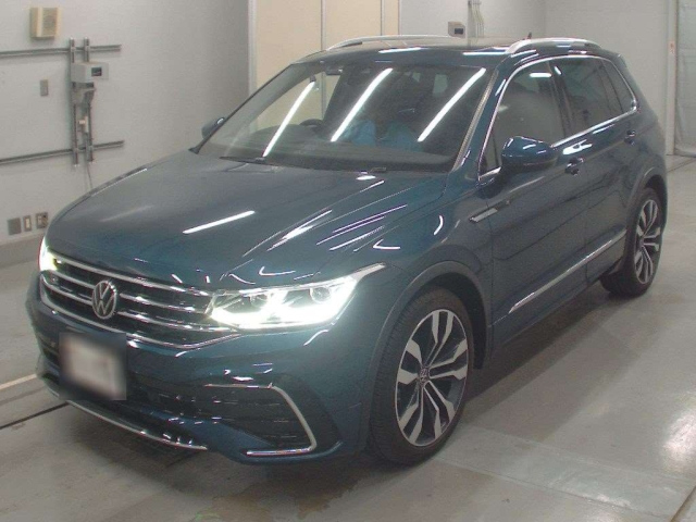 Import and buy VOLKSWAGEN TIGUAN 2021 from Japan to Nairobi, Kenya