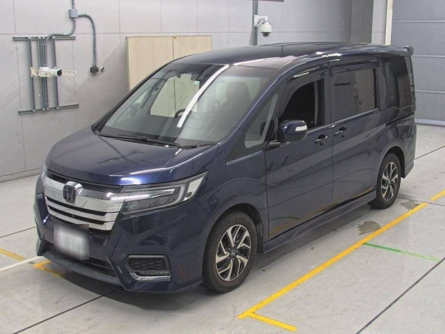 Import and buy HONDA STEP WAGON 2018 from Japan to Nairobi, Kenya