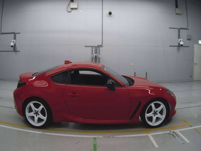 Import and buy TOYOTA 86 2021 from Japan to Nairobi, Kenya