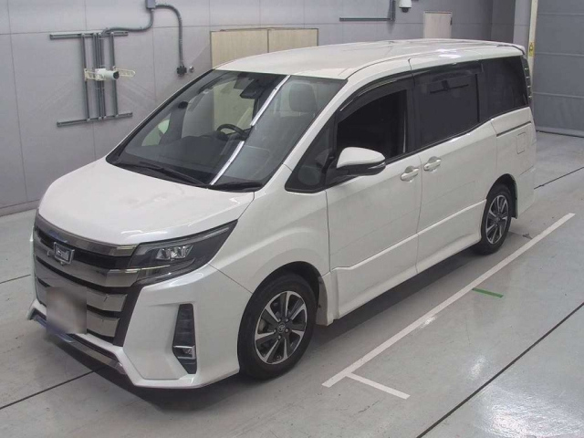 Import and buy TOYOTA NOAH 2017 from Japan to Nairobi, Kenya