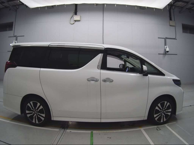 Import and buy TOYOTA ALPHARD 2020 from Japan to Nairobi, Kenya