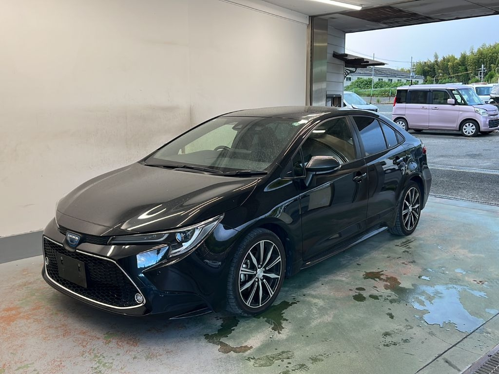 Import and buy TOYOTA COROLLA 2021 from Japan to Nairobi, Kenya