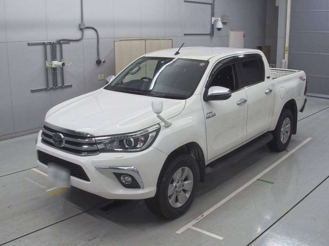 Import and buy TOYOTA HILUX 2017 from Japan to Nairobi, Kenya