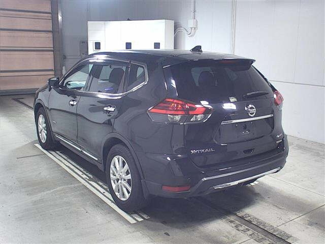 Import and buy NISSAN X-TRAIL 2019 from Japan to Nairobi, Kenya