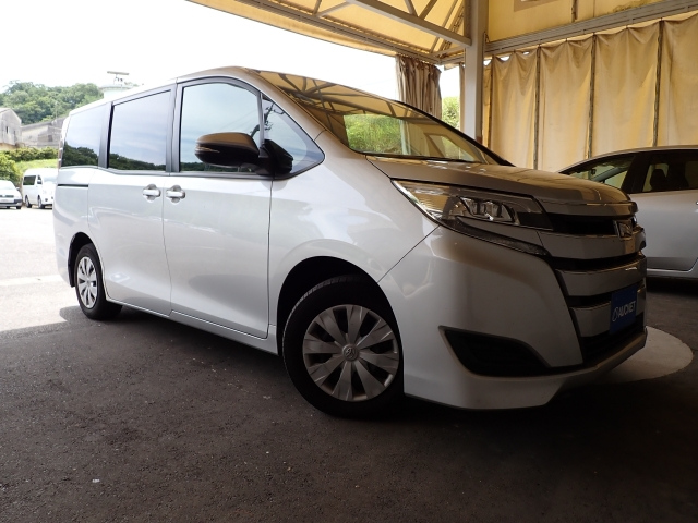 Import and buy TOYOTA NOAH 2017 from Japan to Nairobi, Kenya