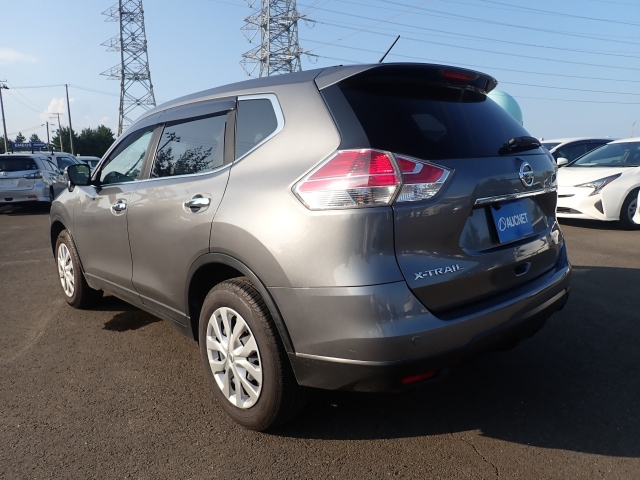 Import and buy NISSAN X-TRAIL 2017 from Japan to Nairobi, Kenya