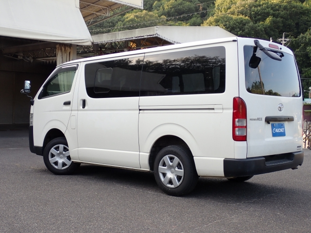 Import and buy TOYOTA REGIUS ACE VAN 2018 from Japan to Nairobi, Kenya