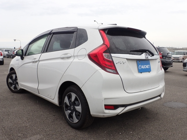 Import and buy HONDA FIT 2019 from Japan to Nairobi, Kenya