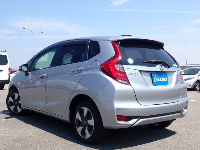 Import and buy HONDA FIT 2019 from Japan to Nairobi, Kenya