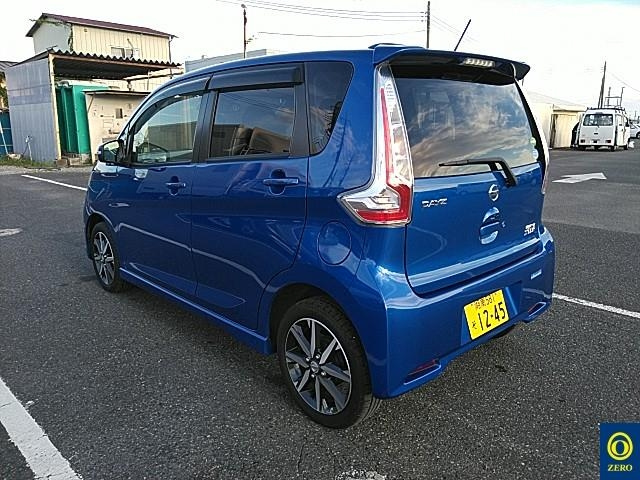 Import and buy NISSAN DAYZ 2018 from Japan to Nairobi, Kenya