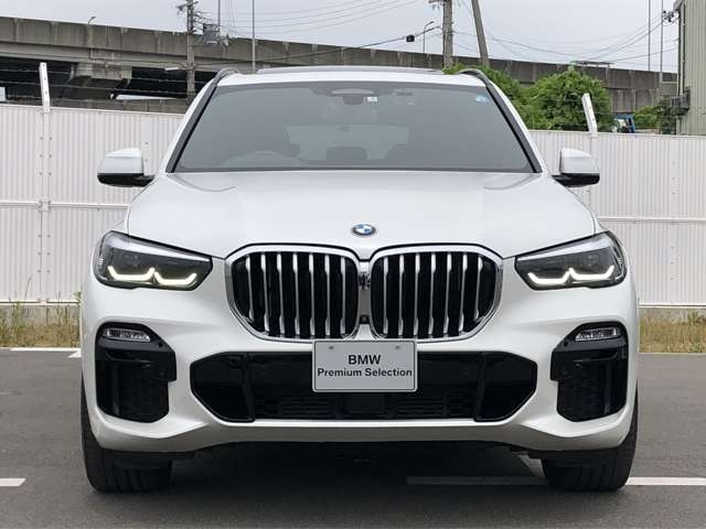 Import and buy BMW X5 SERIES 2021 from Japan to Nairobi, Kenya