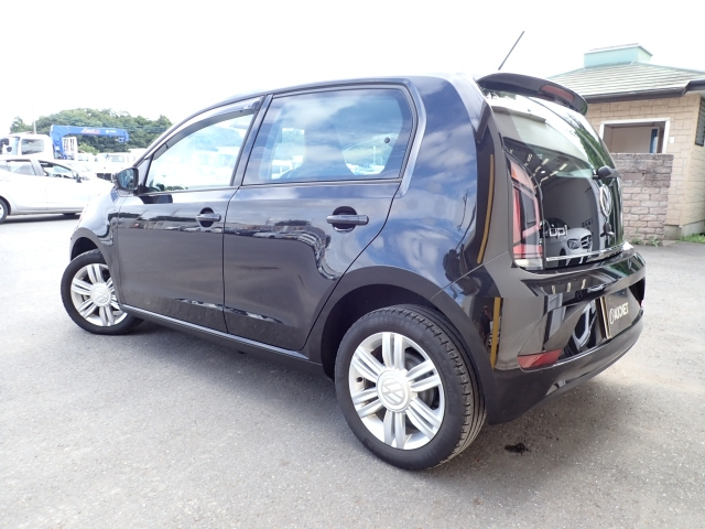 Import and buy VOLKSWAGEN UP 2020 from Japan to Nairobi, Kenya